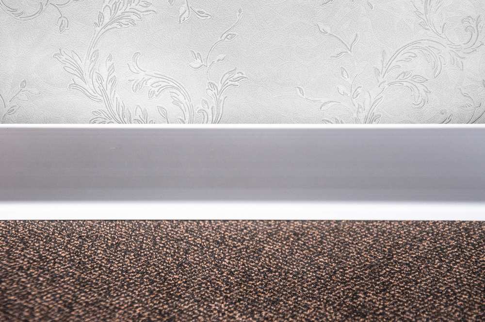 Плинтус алюминиевый Волшебная палочка 80 мм 3,0 м Серебро матовое